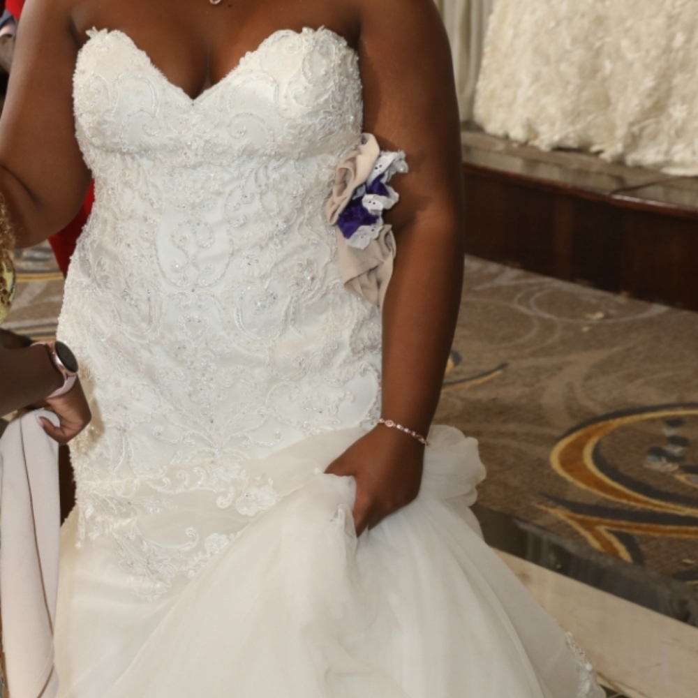 Kleinfeld Wedding dress
